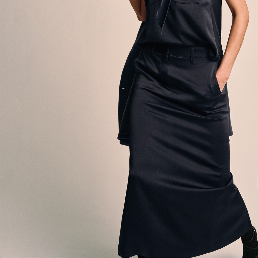 Zara Minimalist Satin Navy Skirt